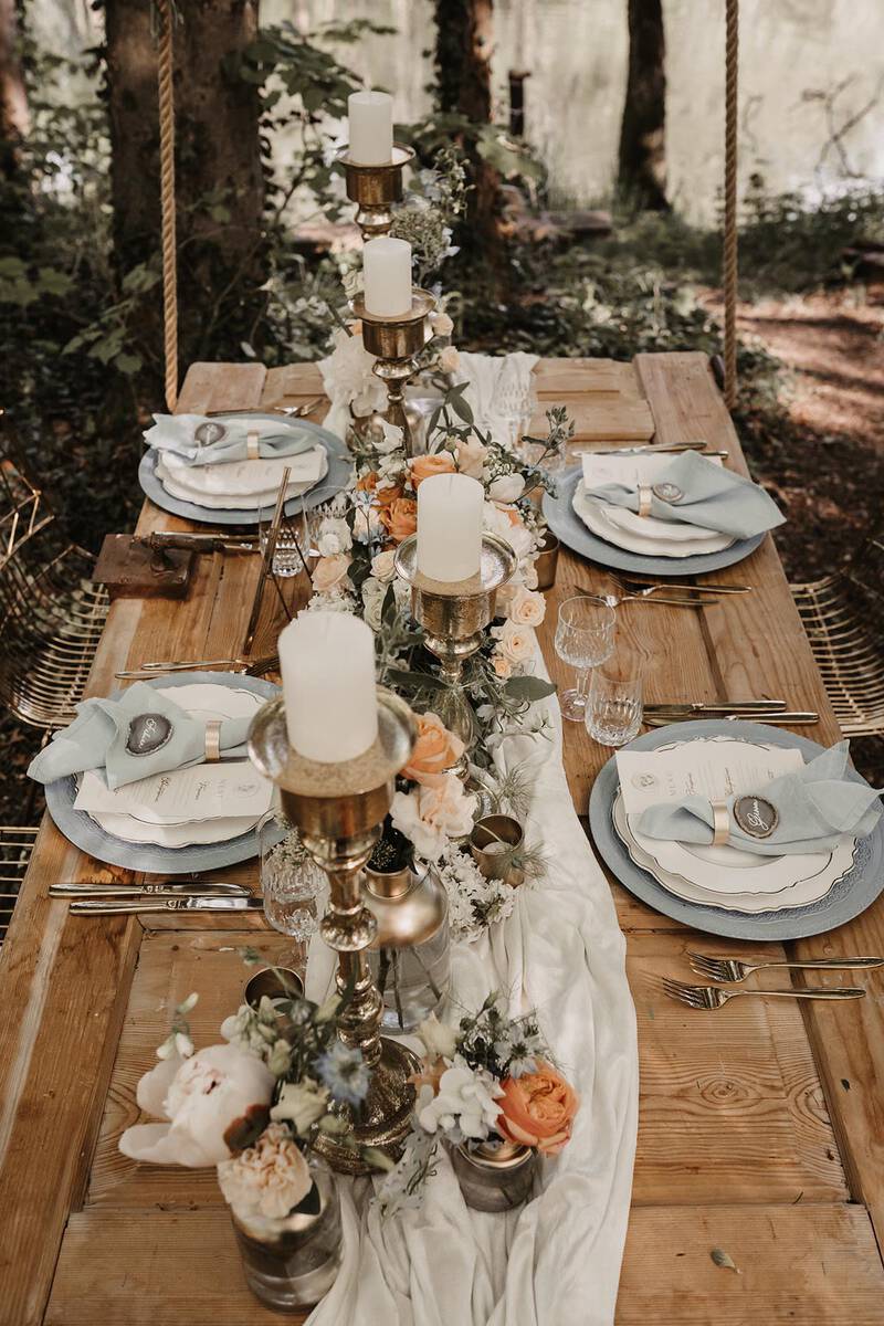 ELEGANTES ELOPEMENT IM WALD von Patricia Hamann