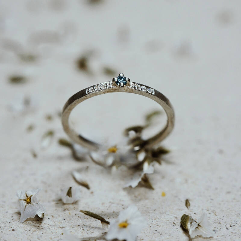 Verlobungsringe bis 1.100 Euro – Handgefertigt in Stuttgart Verlobungsringe bis 1.100 Euro – Handgefertigt in Stuttgart