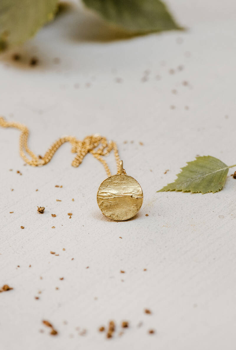 FINGERGLÜCK – Schmuck aus Birkenzweigen und Birkenrinde FINGERGLÜCK – Schmuck aus Birkenzweigen und Birkenrinde