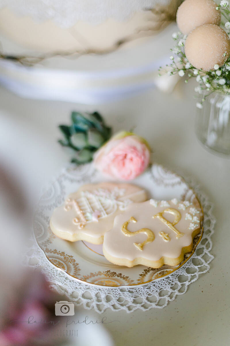 Styled Shoot BRAUTDIRNDL von Manuela Tamas